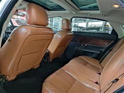 جاكوار XJ